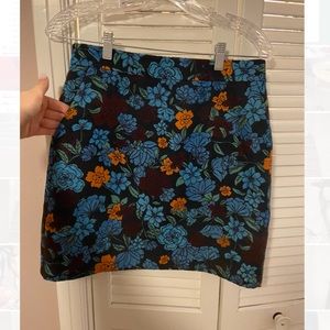 Loft skirt size 4!